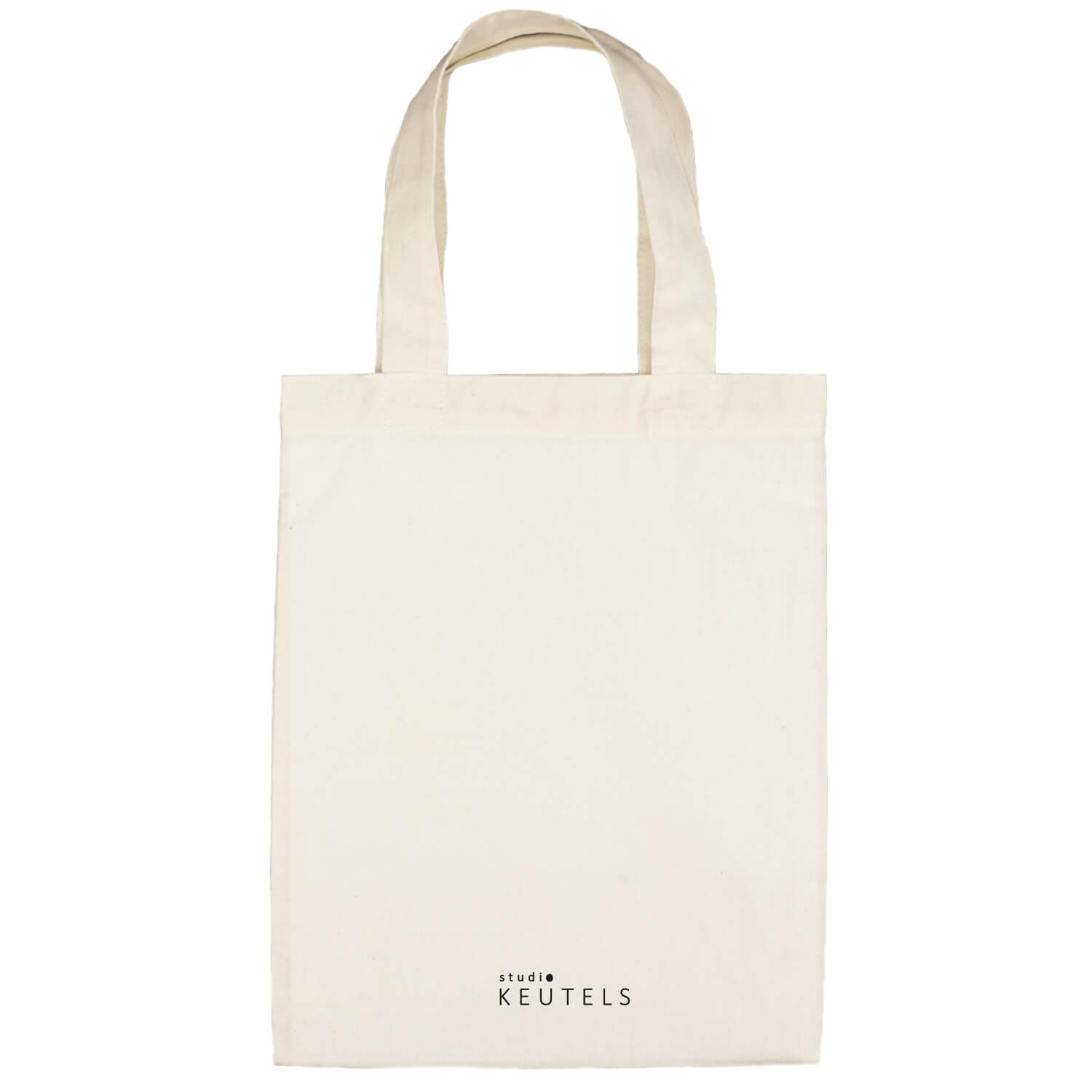Achterkant van duurzaam katoenen tasje voor kinderen van Studio Keutels in de kleur natural, met aan de onderzijde klein het logo.